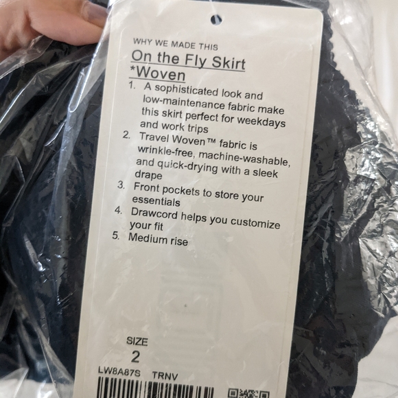 Lululemon on the fly skirt woven - Picture 4 of 4